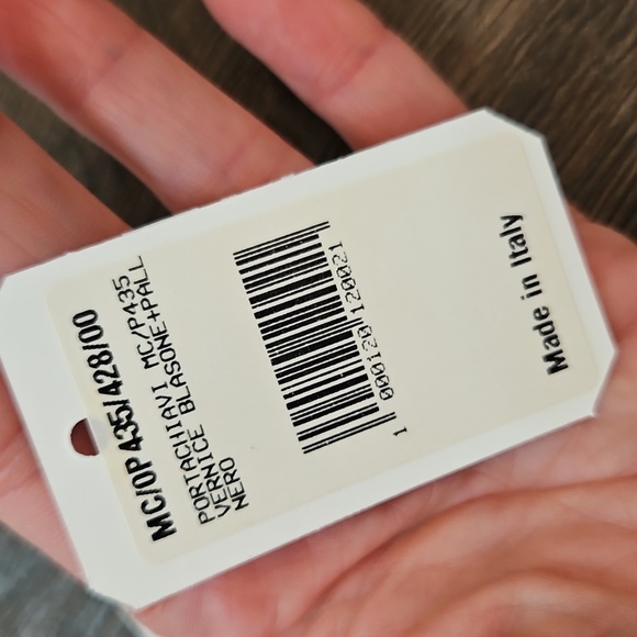 🔥 NWT Authentic CELINE Macadam Blason Vinyl Leather 6 Hooks Key Case - Picture 15 of 15